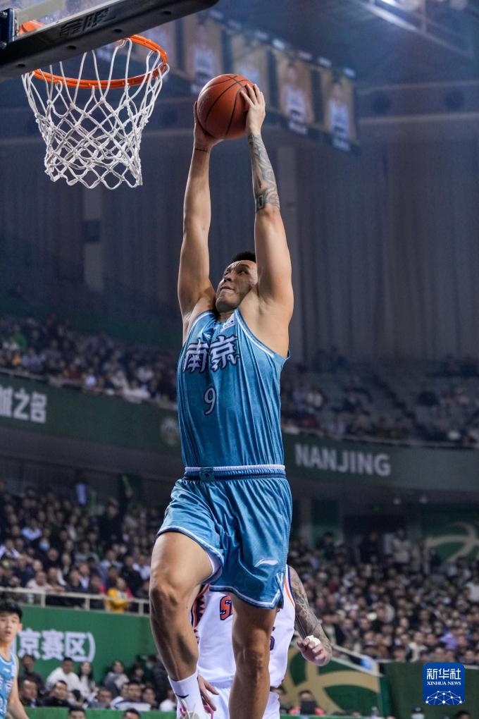 B8教练maddened签证到期离开匈牙利，无缘生死局战NaVi（B8教练maddened因签证到期被迫离开匈牙利，缺席对NaVi的生死战）