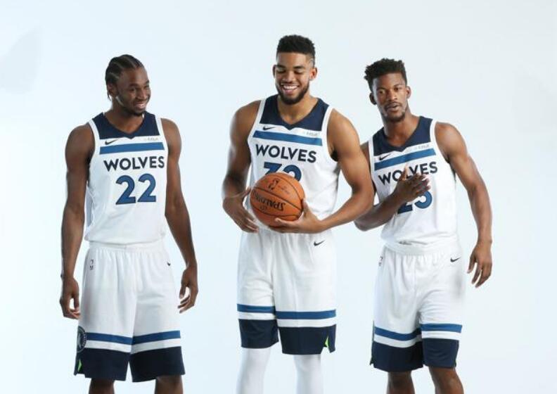 皇家马德里允许利物浦完成“世界级”签约，罗德里戈将于2026年加盟。（皇马开绿灯，利物浦敲定世界级引援，罗德里戈预计2026年加盟）