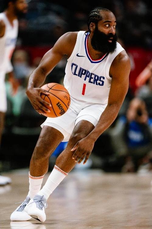 早报：上次赢了你不服吗？那再赢你一次（早报：上回赢了你还不服？那就再赢一回）