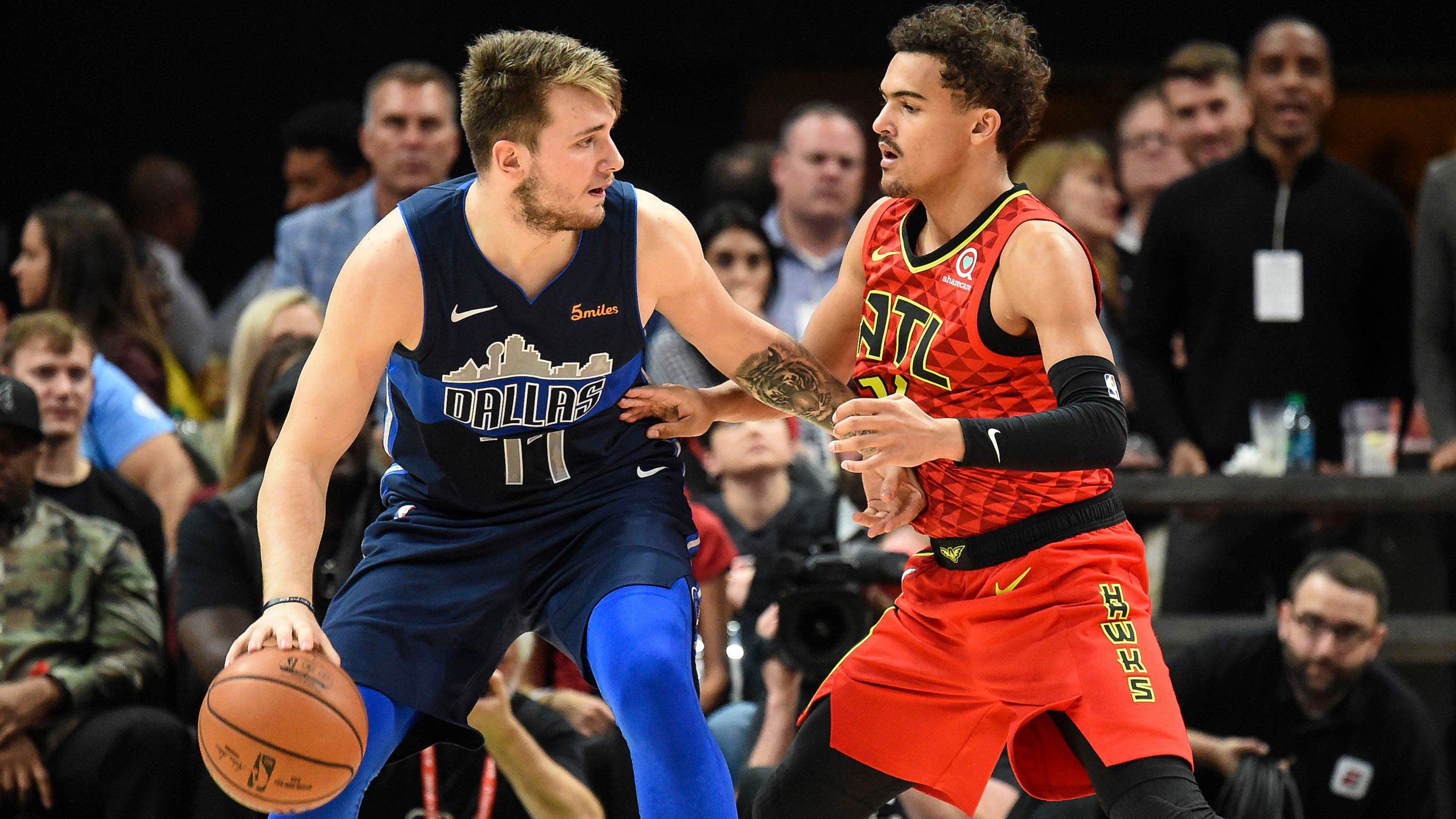 德佬：那不勒斯比去年更强；我喜欢意大利诺这样的教练（德劳伦蒂斯：那不勒斯比上赛季更强，我欣赏意大利诺这种类型的主帅）