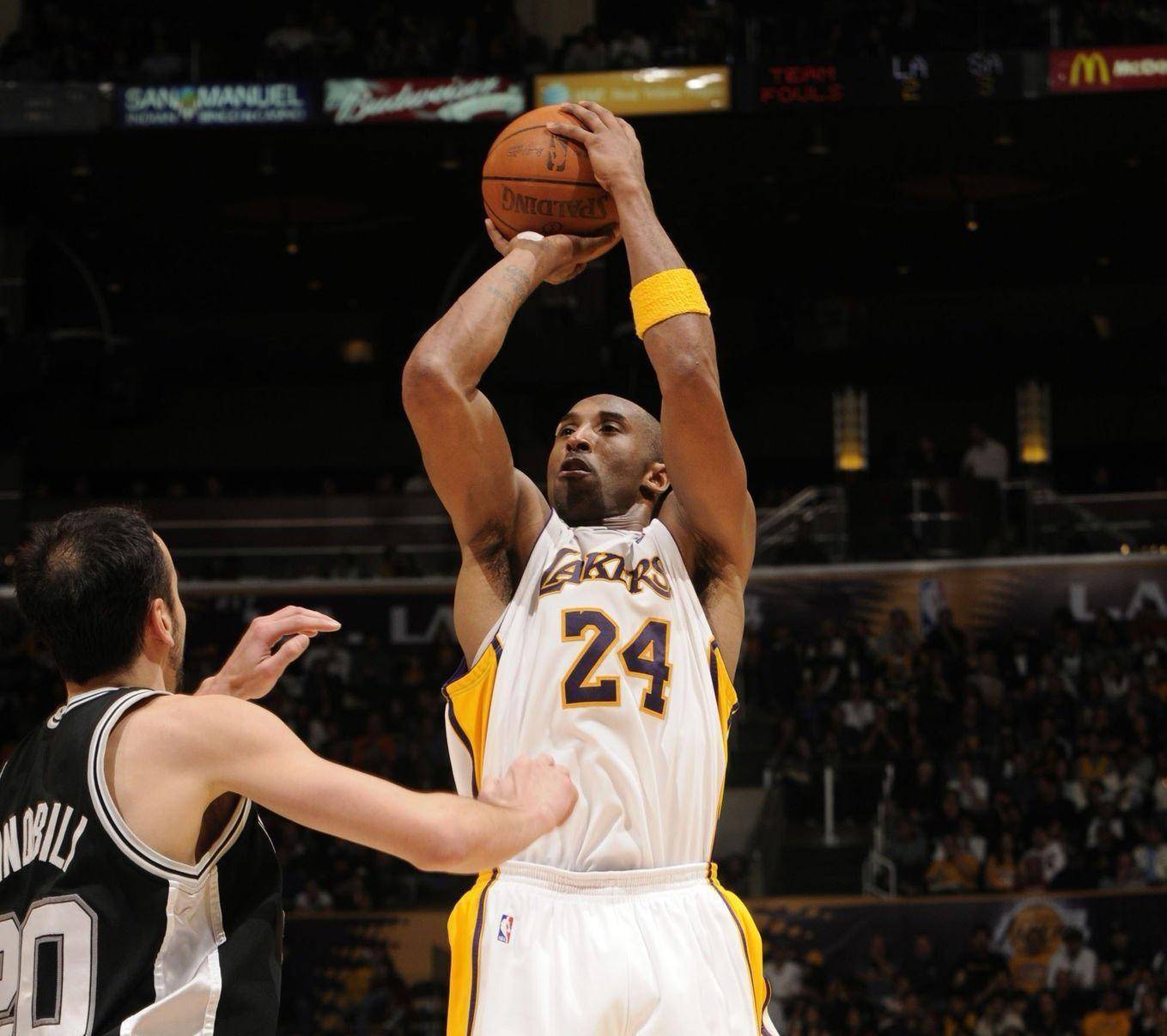 斯卢茨基：我们丢球后不得不加强进攻，这给了对手很多空间（斯卢茨基：失球后只能加大攻势 结果给了对手更多空间）