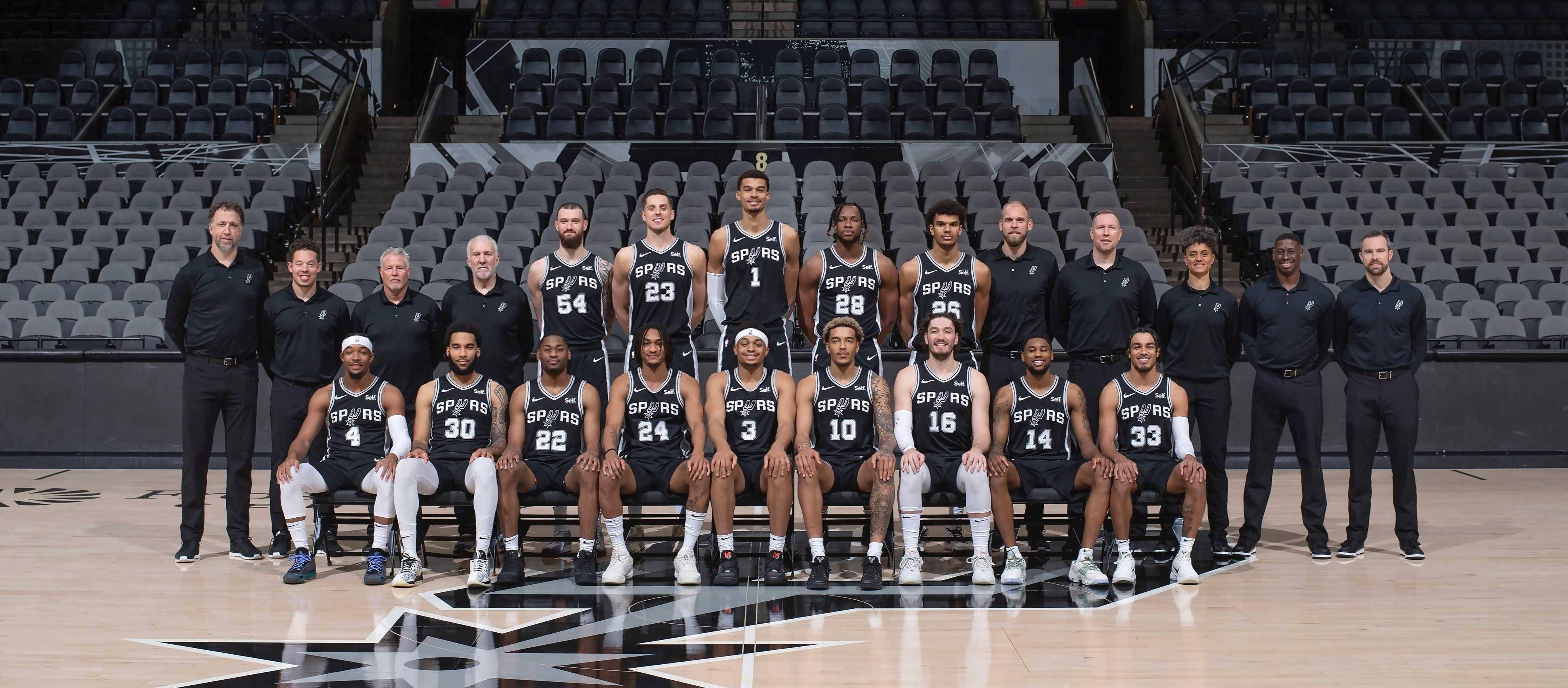 马雷斯卡：鲁尼的批评？我们必须轮换，要像长跑一样规划赛季（马雷斯卡谈鲁尼批评：轮换不可少，赛季要用长跑思维布局）