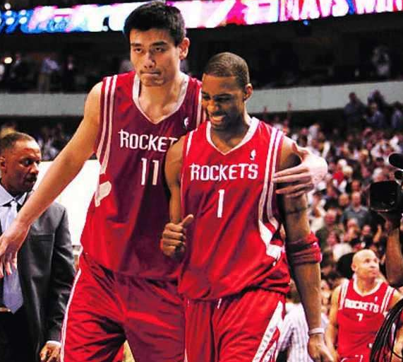 NBA快艇与独行侠鏖战两加时，哈登36岁砍下41分（NBA快艇与独行侠双加时激战，36岁哈登轰下41分）